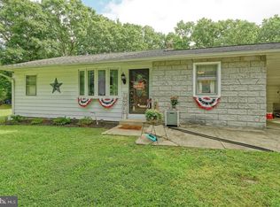 17 Lake Rd, Tabernacle, NJ 08088