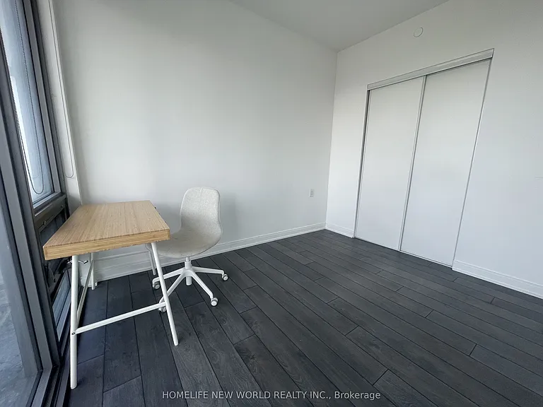 50 Charles St E #3809 — Photo 5
