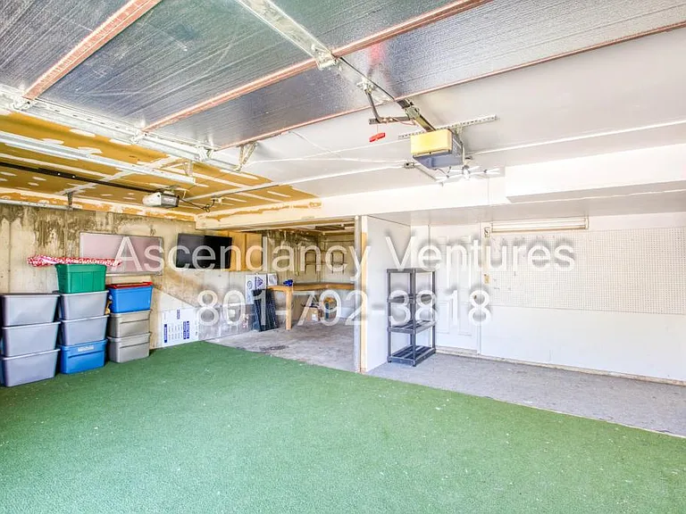 706 Buzianis Way — Photo 8