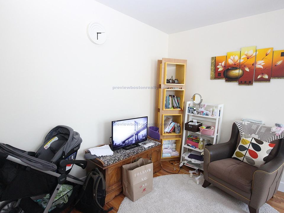 1st image of 131 Washington St #107
