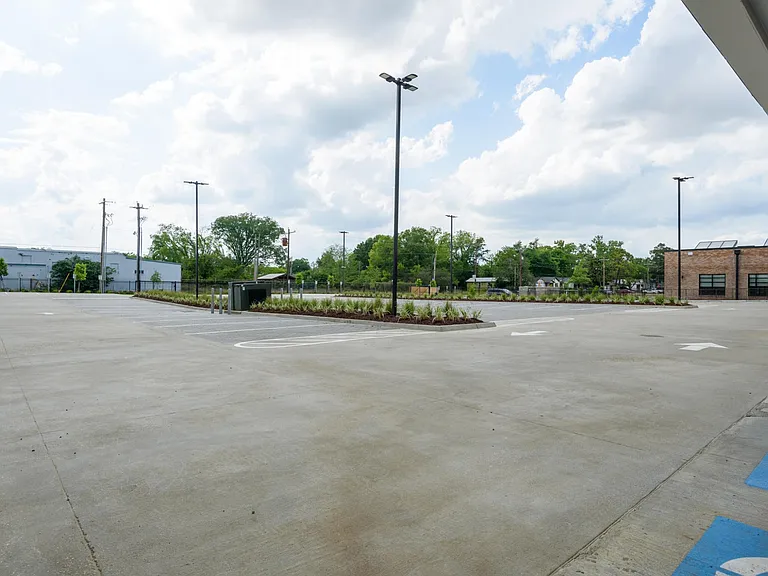 Motor City Apartments — Photo 35