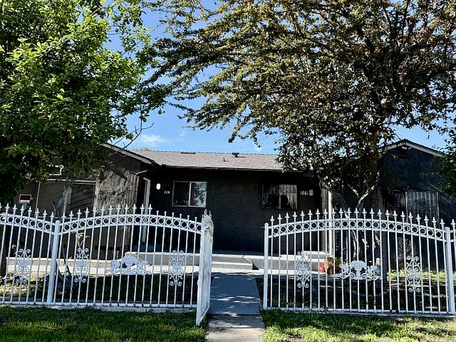 1st image of 727 S Towne Ave #729