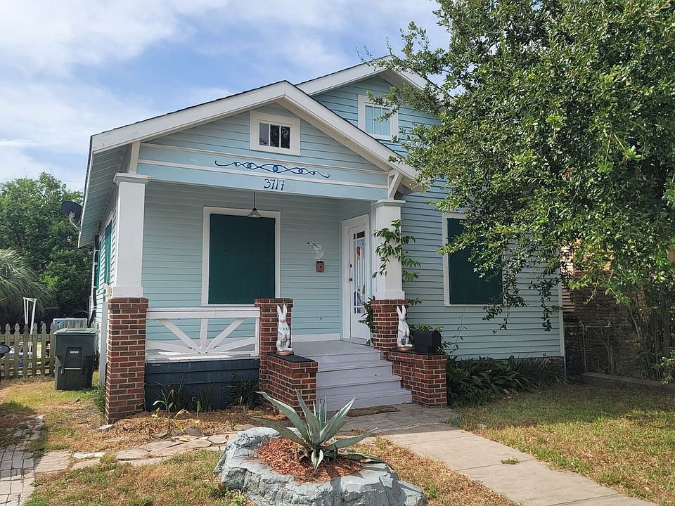 1st image of 3717 Avenue S 1/2