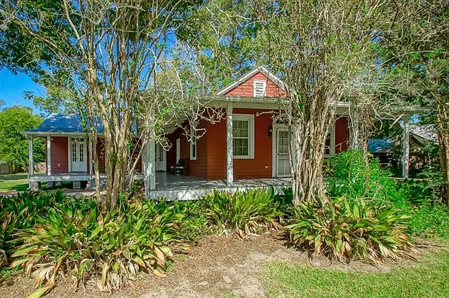 516 Coffee St