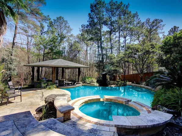 63 W Horizon Ridge Pl, Spring, TX 77381