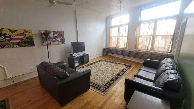 Building Photo - 181 Saint Paul St #5B