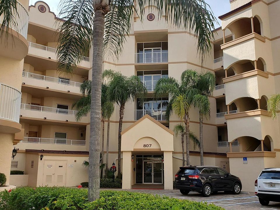 1st image of 807 Mystic Dr APT C-301