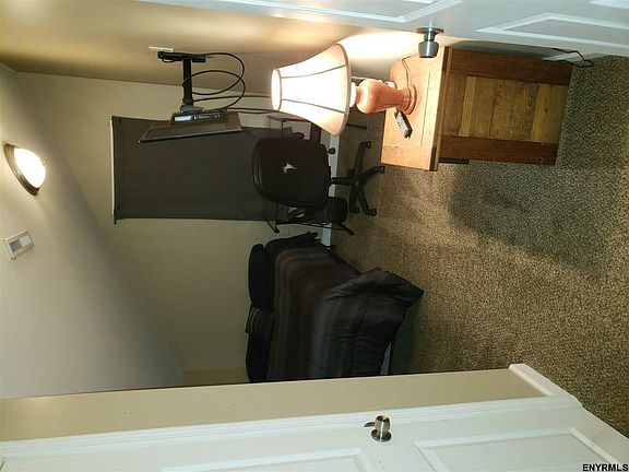 2nd image of 84 Walworth St