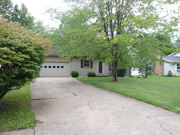 2nd image of 1552 Quail Hollow Dr