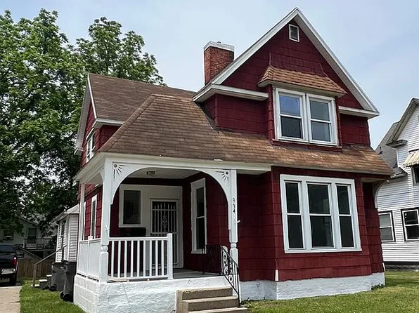 934 N 5th St, Niles, MI 49120