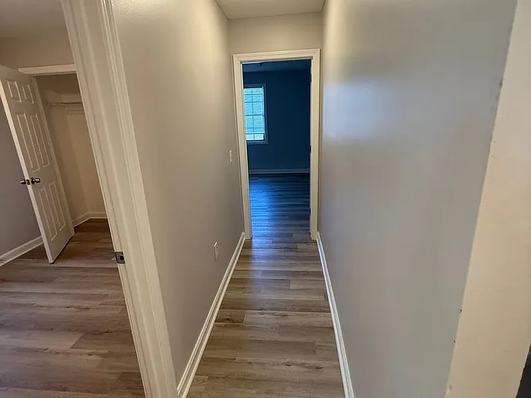825 Worthington St — Photo 4