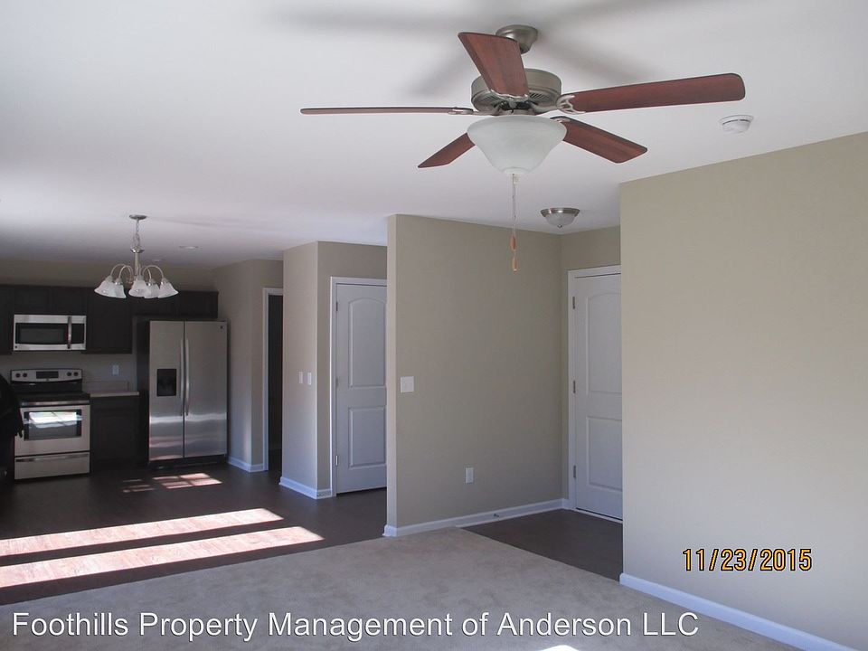 2nd image of 1000 Whirlaway Cir