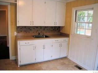 310 S Robertson St, Clayton, NC 27520