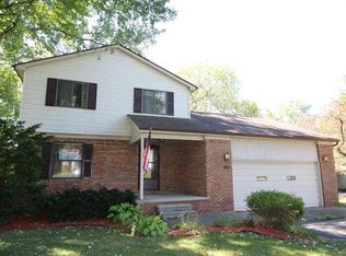 3015 Old Orchard Dr, Waterford, MI 48328