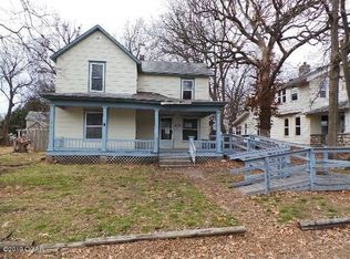 811 S McGregor St, Carthage, MO 64836