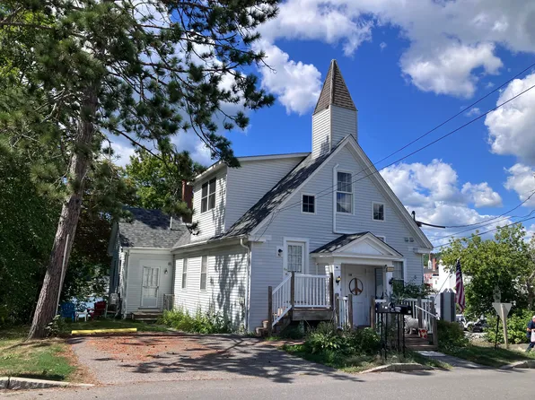 11 Water Street, Damariscotta, ME 04543