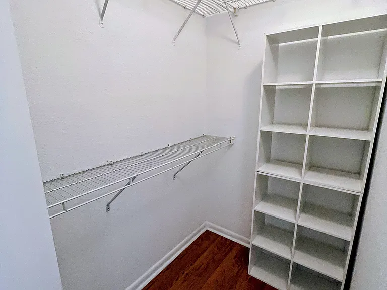 2410 W Azeele St #235 — Photo 10