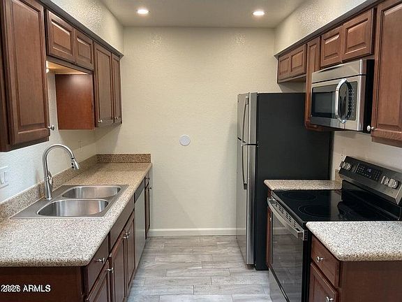 3rd image of 95 N COOPER Road #75