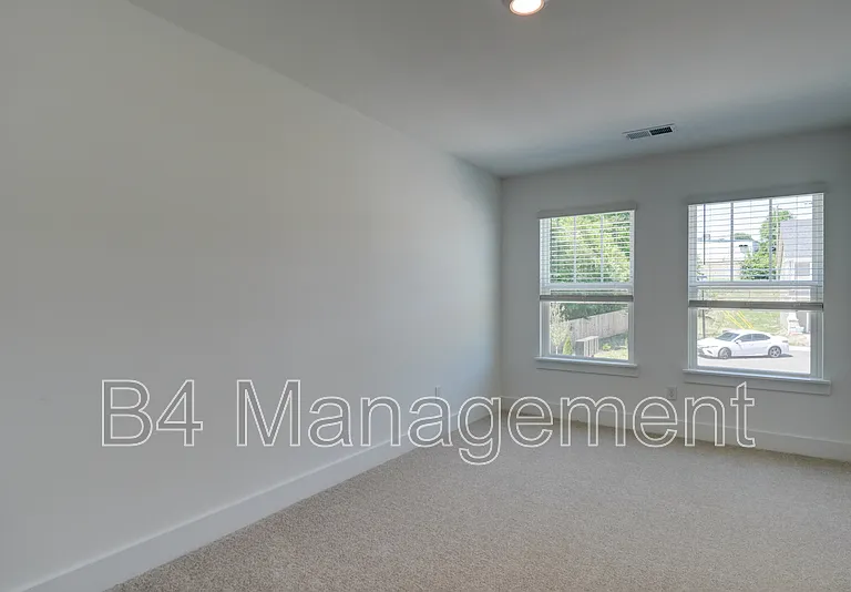 416 W Parima Ct — Photo 32