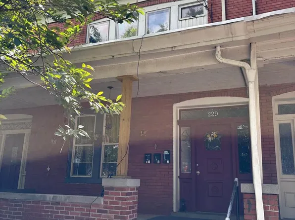 229 Emerald St, Harrisburg, PA 17110
