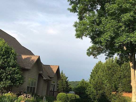 Mountain pond shape pool