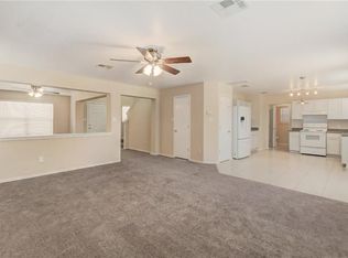 112 Brickyard Ln, Jarrell, TX 76537