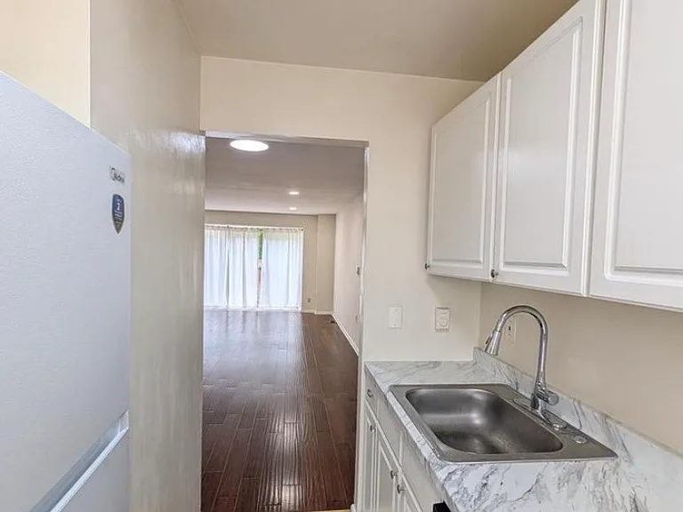 513 Carrollton Dr #A — Photo 18