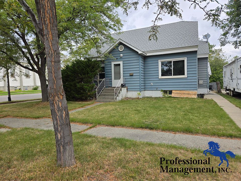 1st image of 345 Custer Ave #2