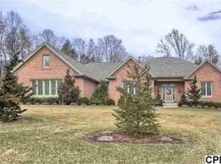 5107 Mountain Ridge Ln, Harrisburg, PA 17112