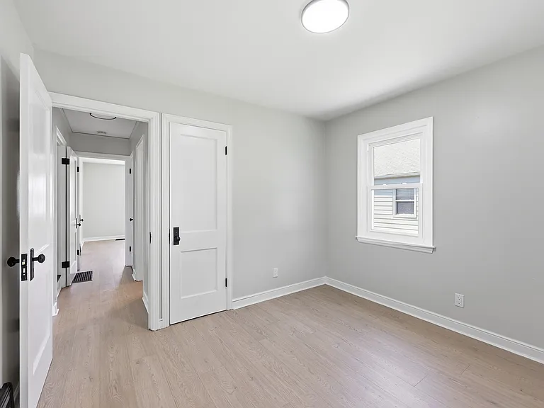 145 Demorest Ave — Photo 27