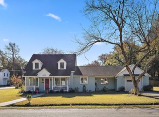 1109 Berkeley St, Hanahan, SC 29410