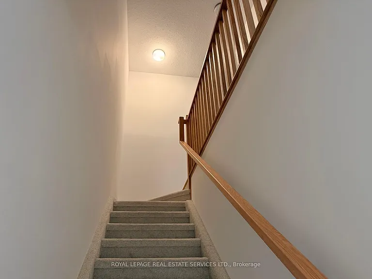 P6 Palace St #25-320 — Photo 11