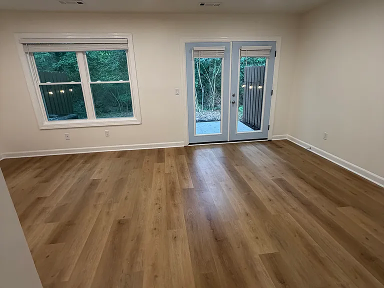 2495 Realm St — Photo 8