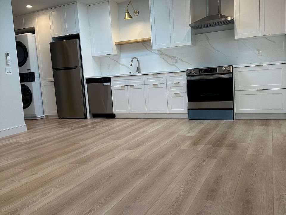 1st image of 1754 9th St #E