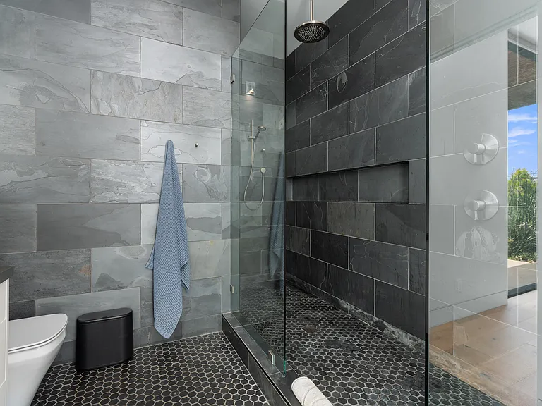 223 Ocean St — Photo 37