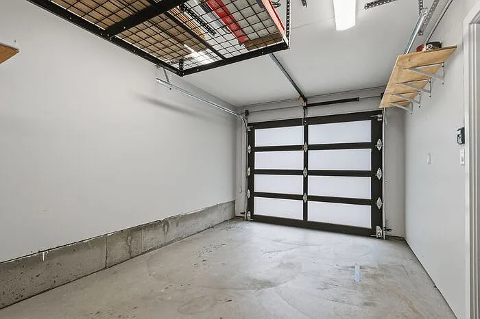 7325 Bainbridge Pl SW — Photo 11