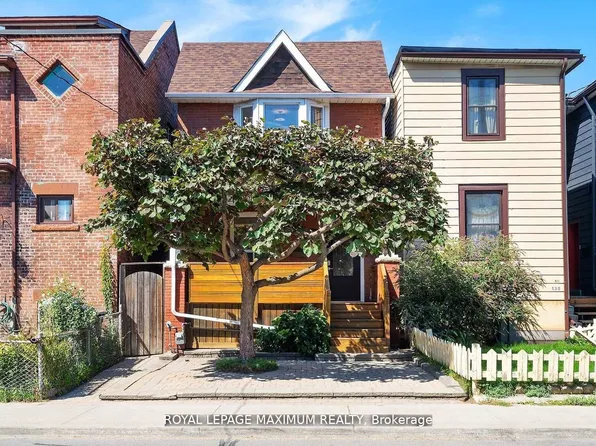 132 Wallace Ave, Toronto, ON M6H 1T5