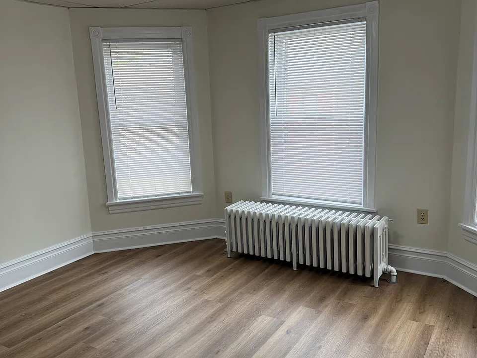 39 N Church St #2N