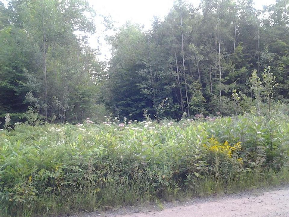 2nd image of 33162 North Rd