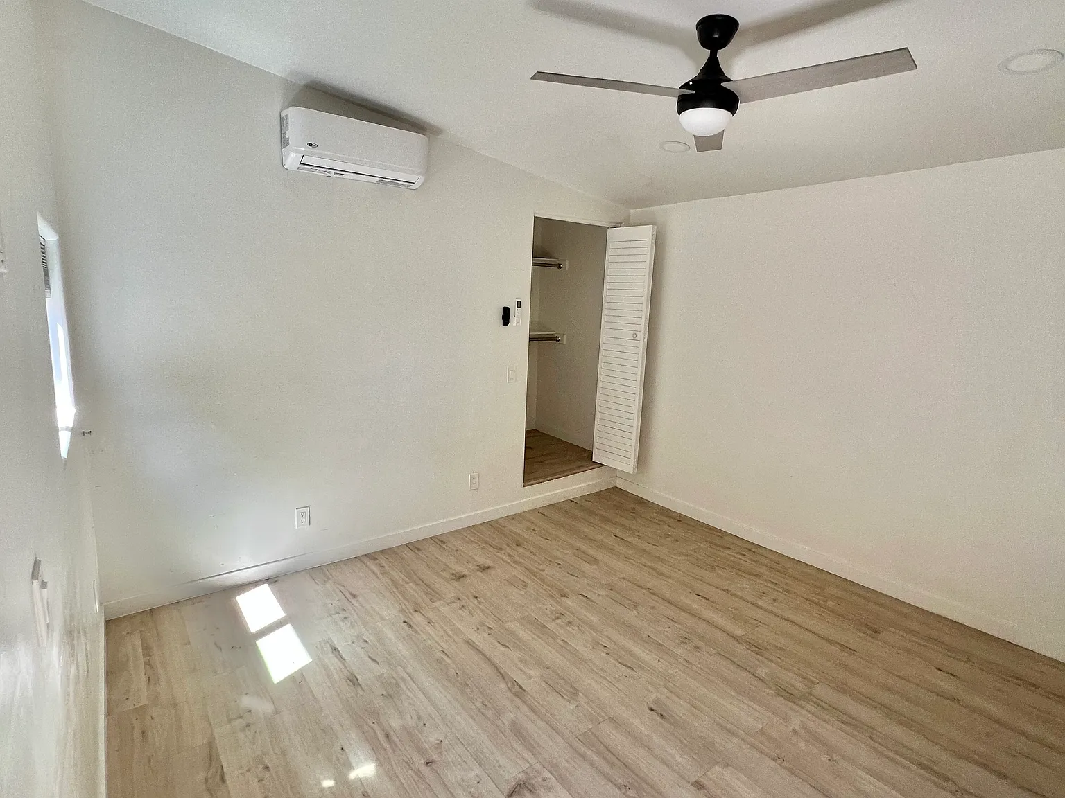 7145 Mohawk St — Photo 3