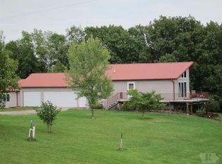40522 State Highway 14, Chariton, IA 50049