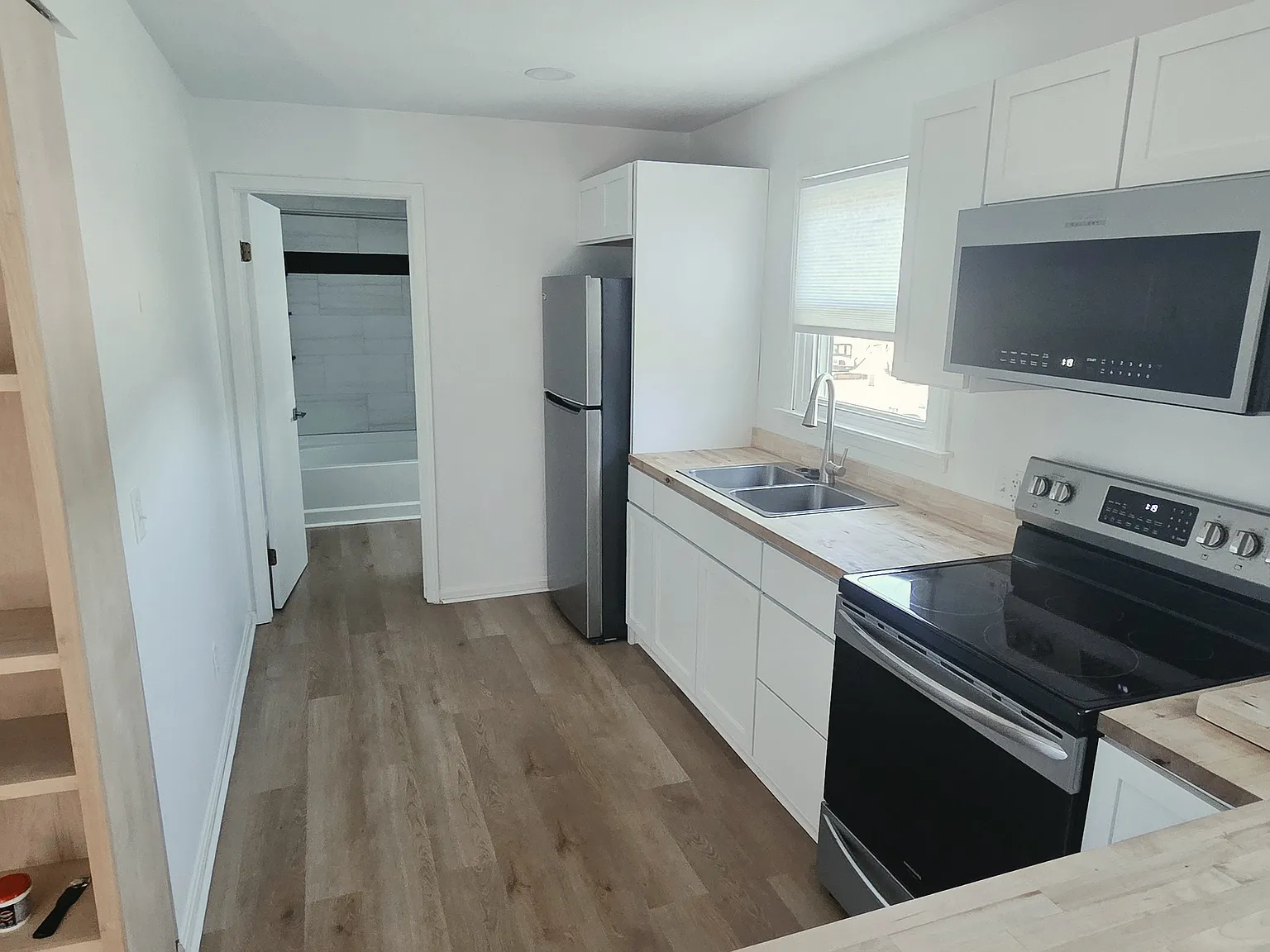 Studio, 750 sqft, $950 — Photo 3