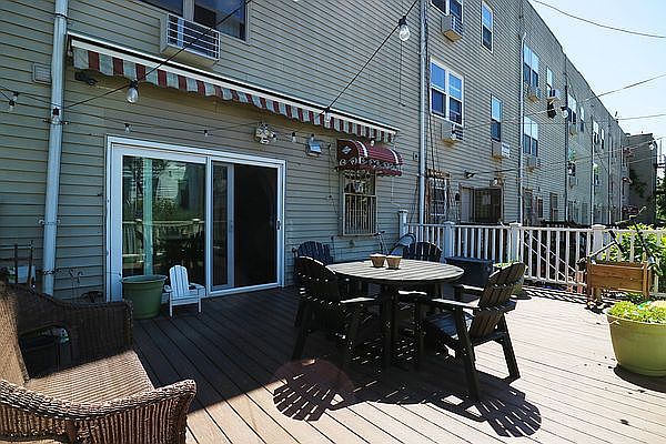 1st image of 111 Mac Dougal St #1