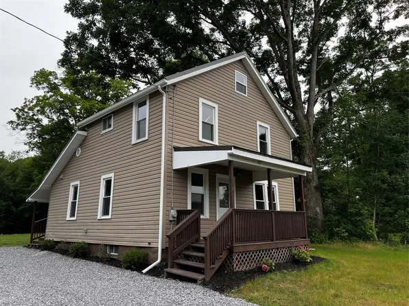 395 Richmond St, Conneaut Lake, PA 16316