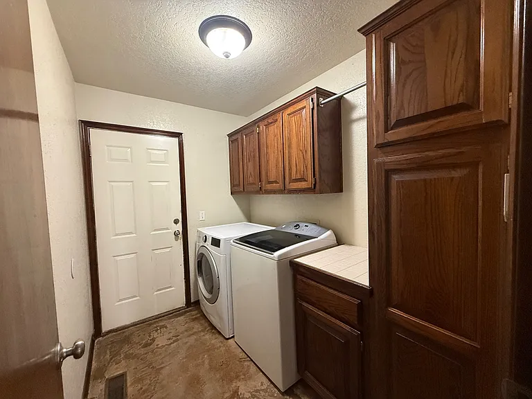 18509 Chestnut Oak Dr — Photo 33