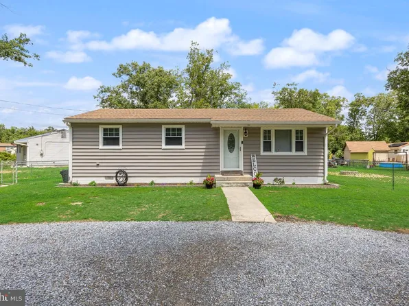 112 E Colton Ln, Williamstown, NJ 08094