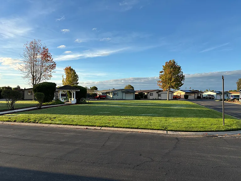 Casa Del Rio Mobile Estates — Photo 13