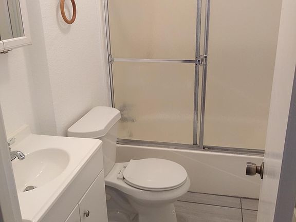 5th image of 6028 Billingsley St