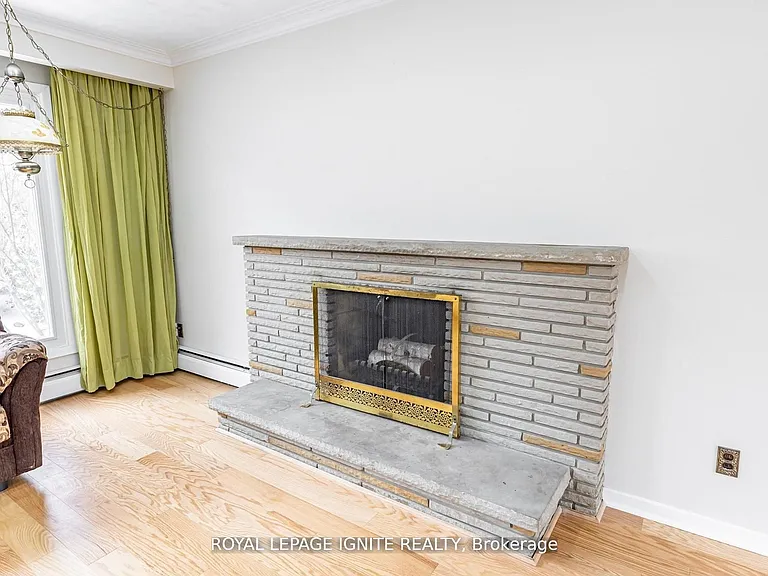 83 Deep Dene Dr #MAIN — Photo 16