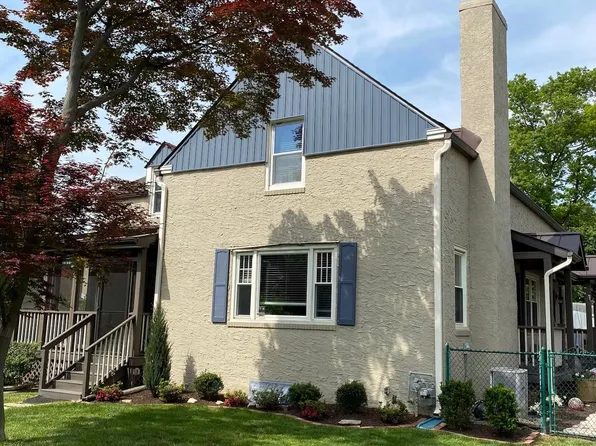 515 Ridge Pike, Lafayette Hill, PA 19444